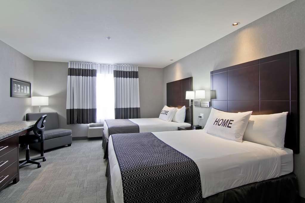 Home Inn & Suites Regina Airport Quarto foto