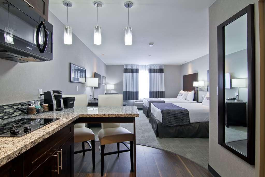Home Inn & Suites Regina Airport Quarto foto
